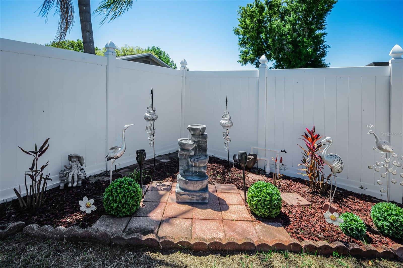 Image 39 of 46 For 2255 Wilshire Drive