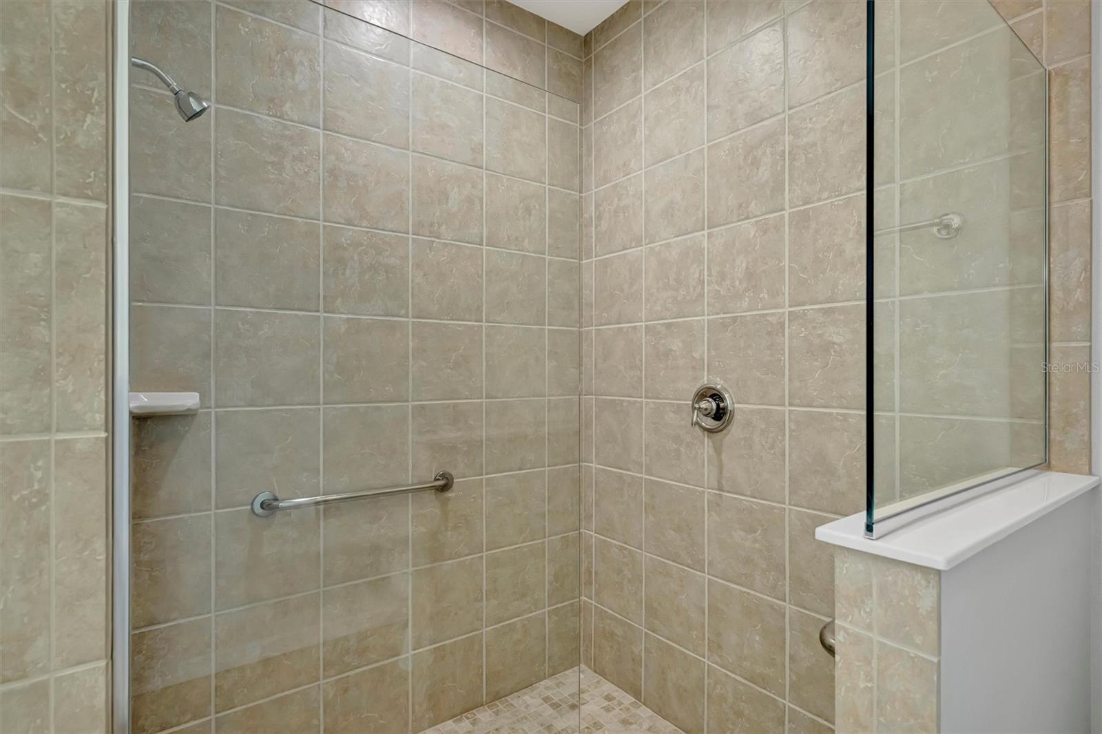 Image 43 of 71 For 4510 29th Avenue Circle E