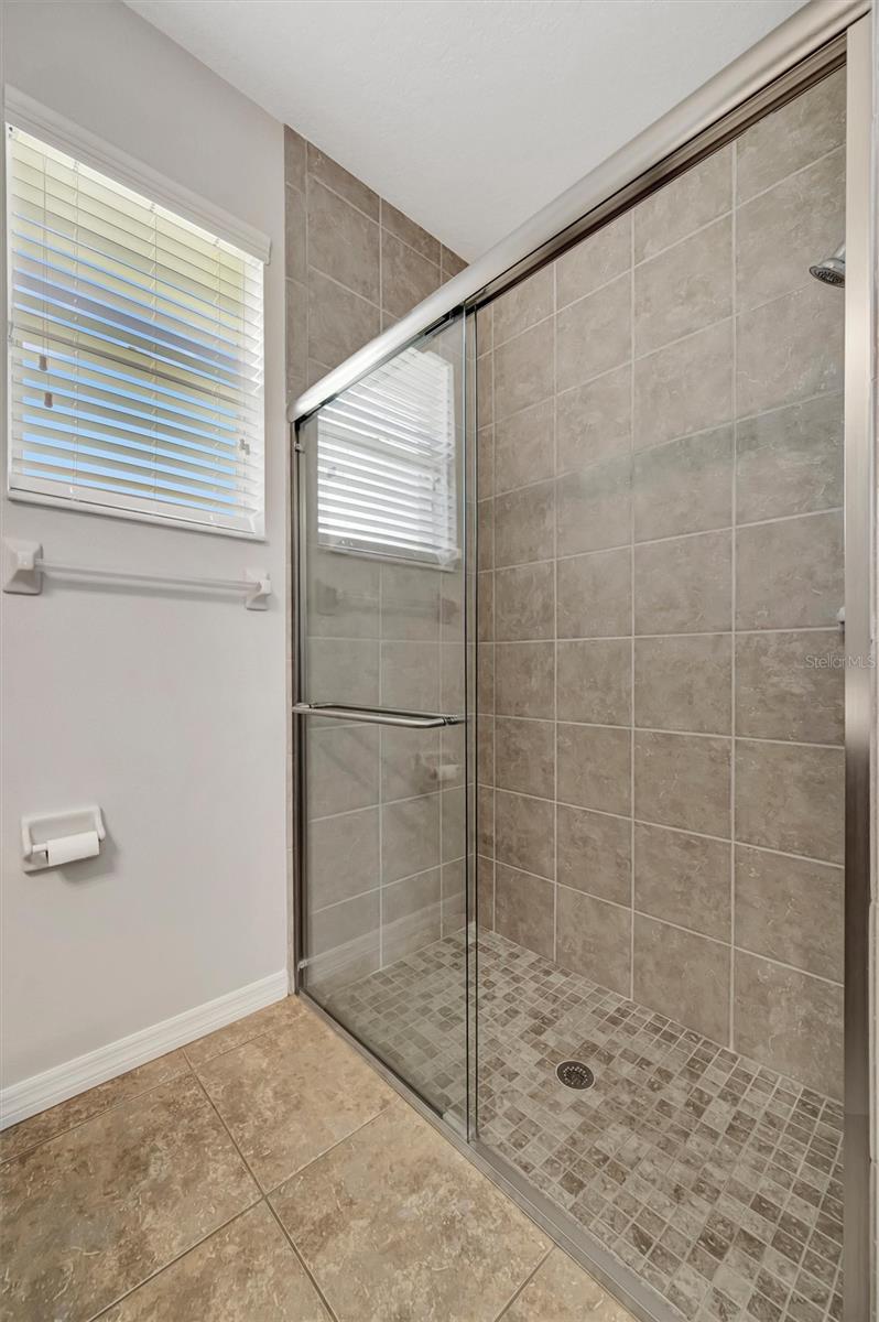 Image 54 of 71 For 4510 29th Avenue Circle E