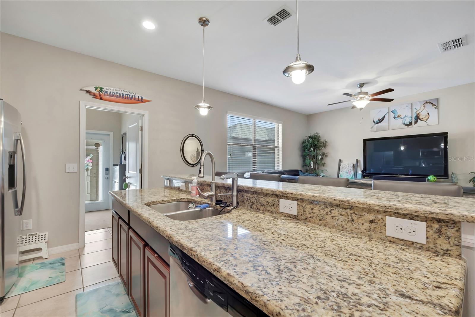 Image 11 of 48 For 17581 Brighton Lake Road