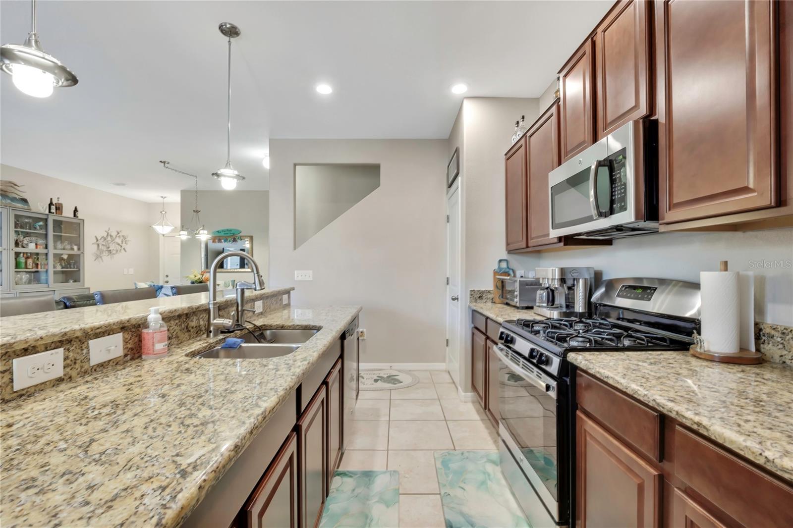 Image 12 of 48 For 17581 Brighton Lake Road