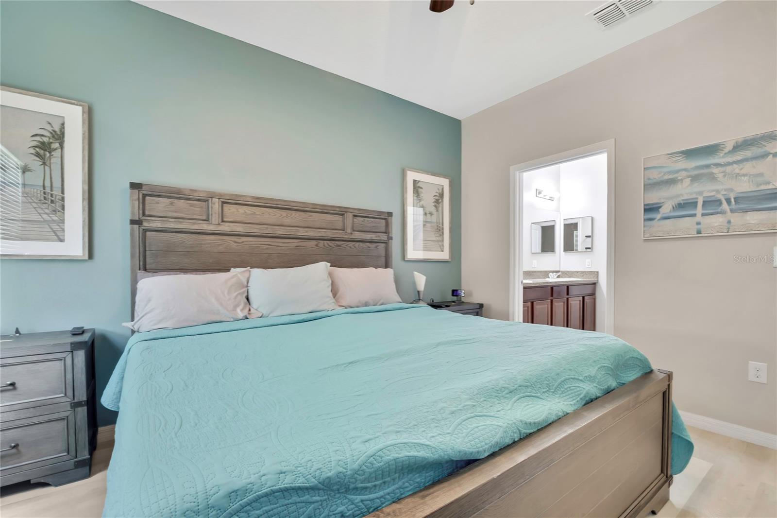 Image 18 of 48 For 17581 Brighton Lake Road