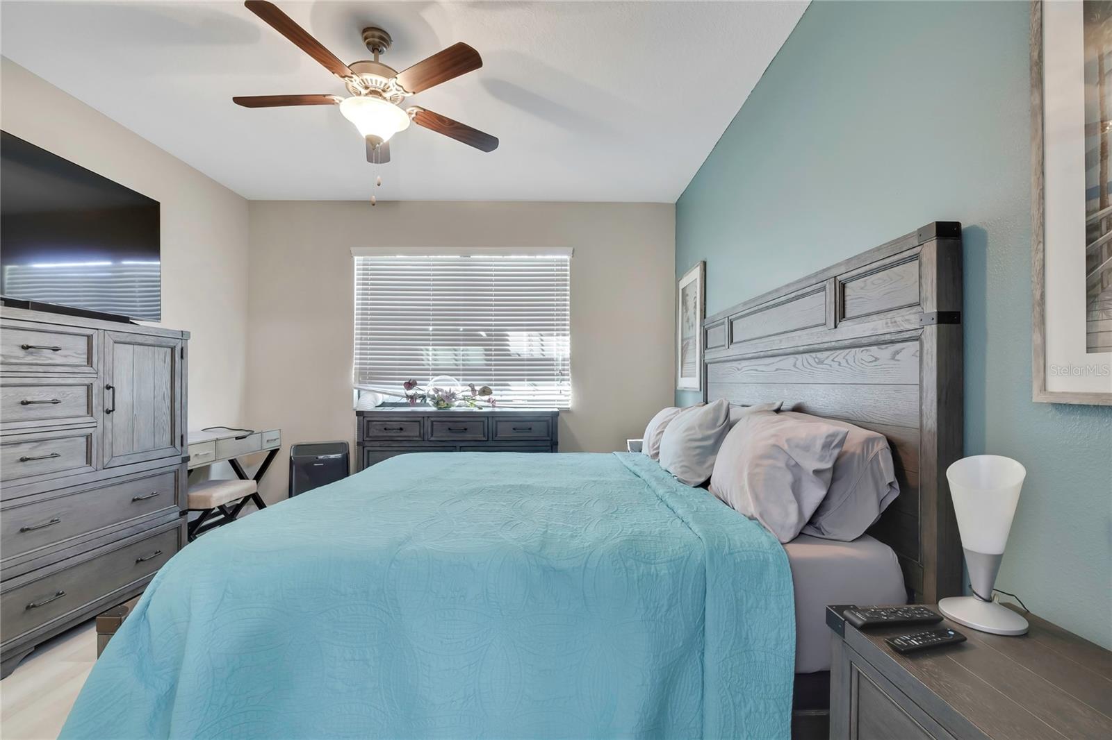 Image 19 of 48 For 17581 Brighton Lake Road