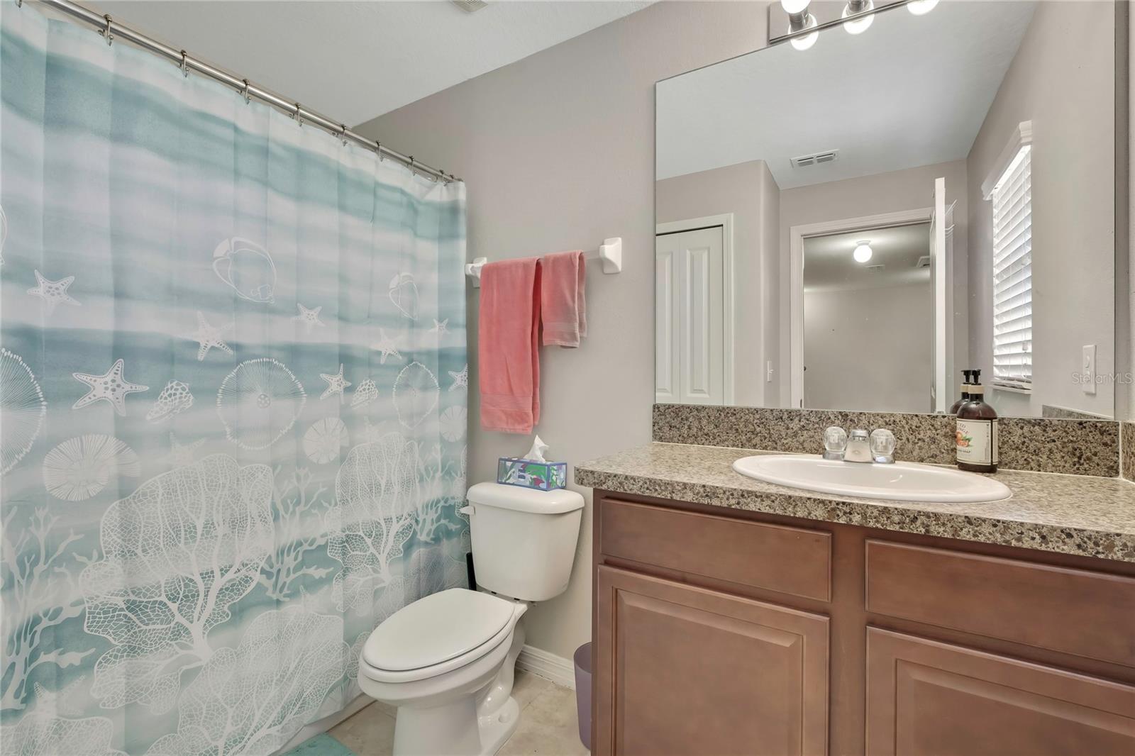 Image 26 of 48 For 17581 Brighton Lake Road