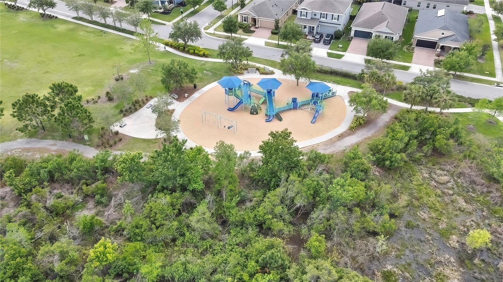 Image 42 of 48 For 17581 Brighton Lake Road