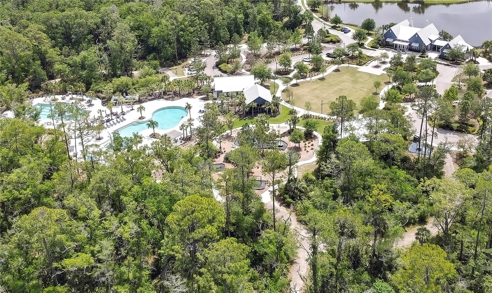 Image 45 of 48 For 17581 Brighton Lake Road