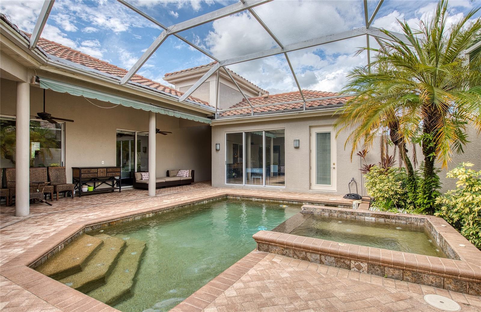 Image 16 of 59 For 8736 54th Avenue E