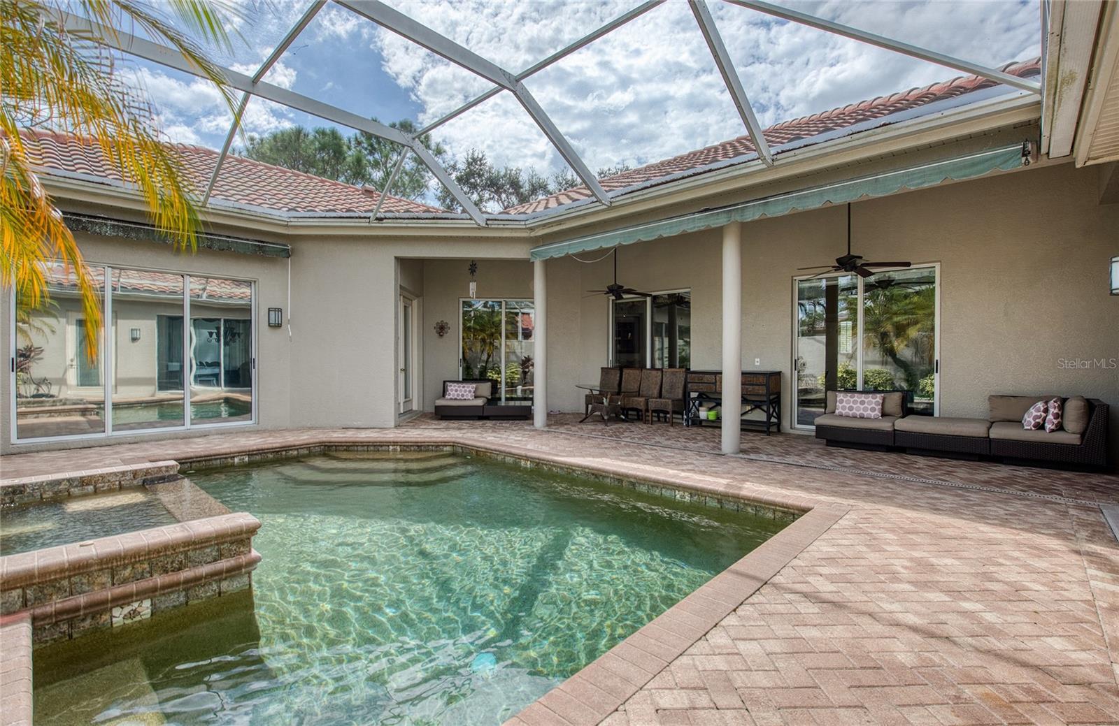 Image 20 of 59 For 8736 54th Avenue E