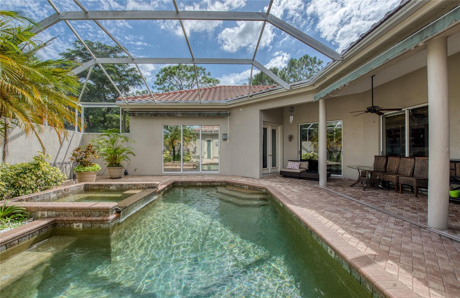 Image 21 of 59 For 8736 54th Avenue E