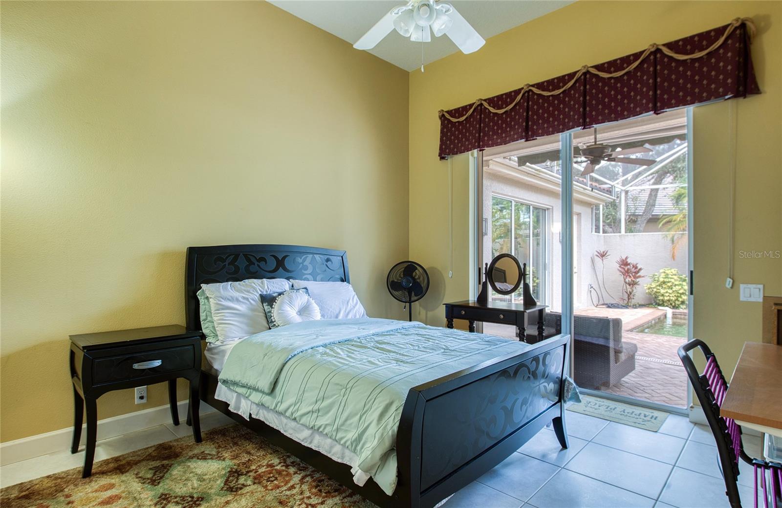 Image 27 of 59 For 8736 54th Avenue E