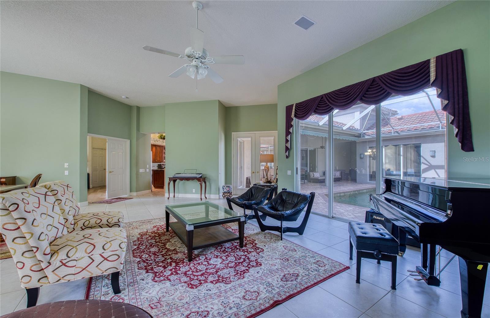 Image 36 of 59 For 8736 54th Avenue E