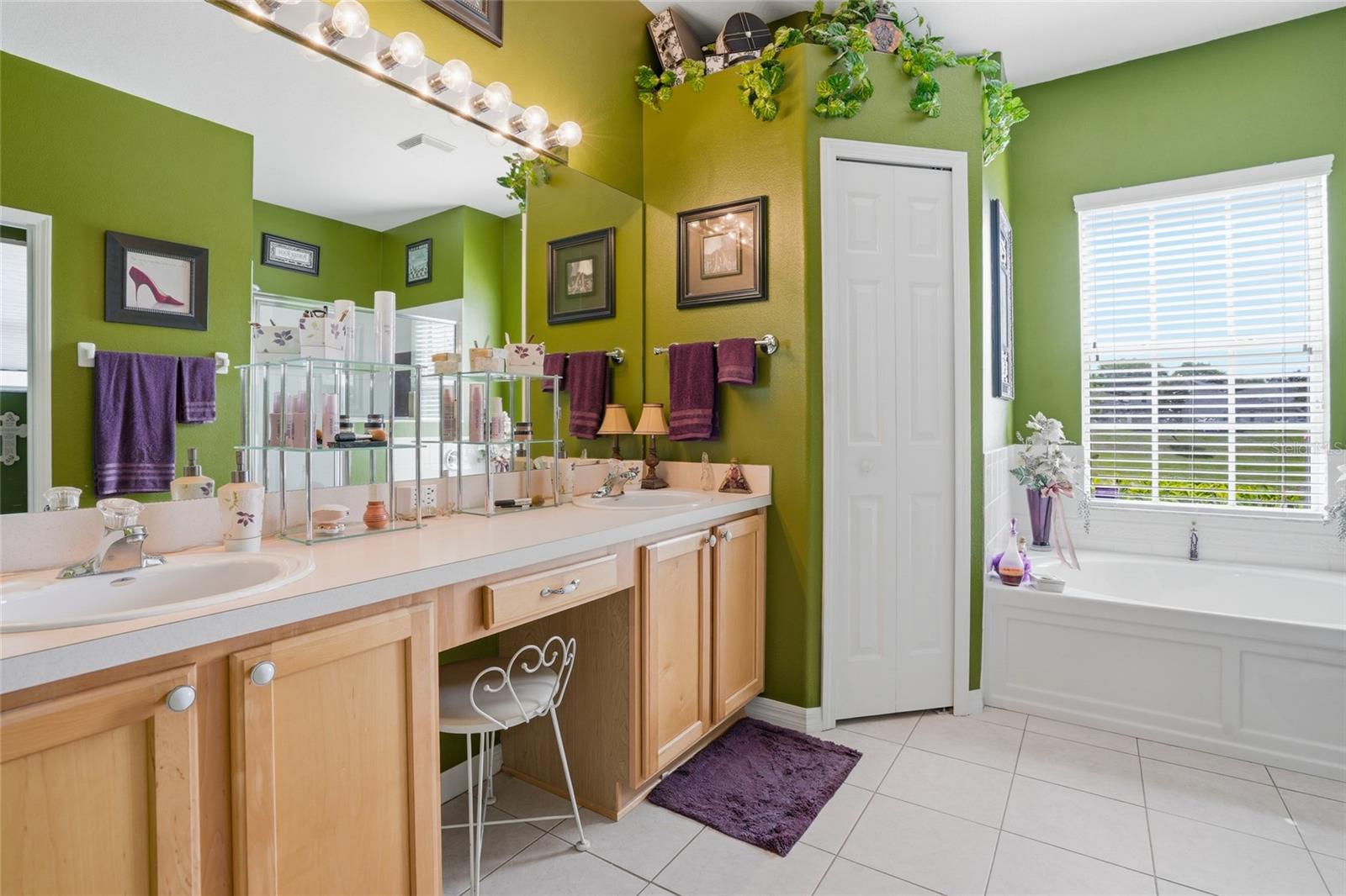 Image 13 of 95 For 4154 Braemere Drive