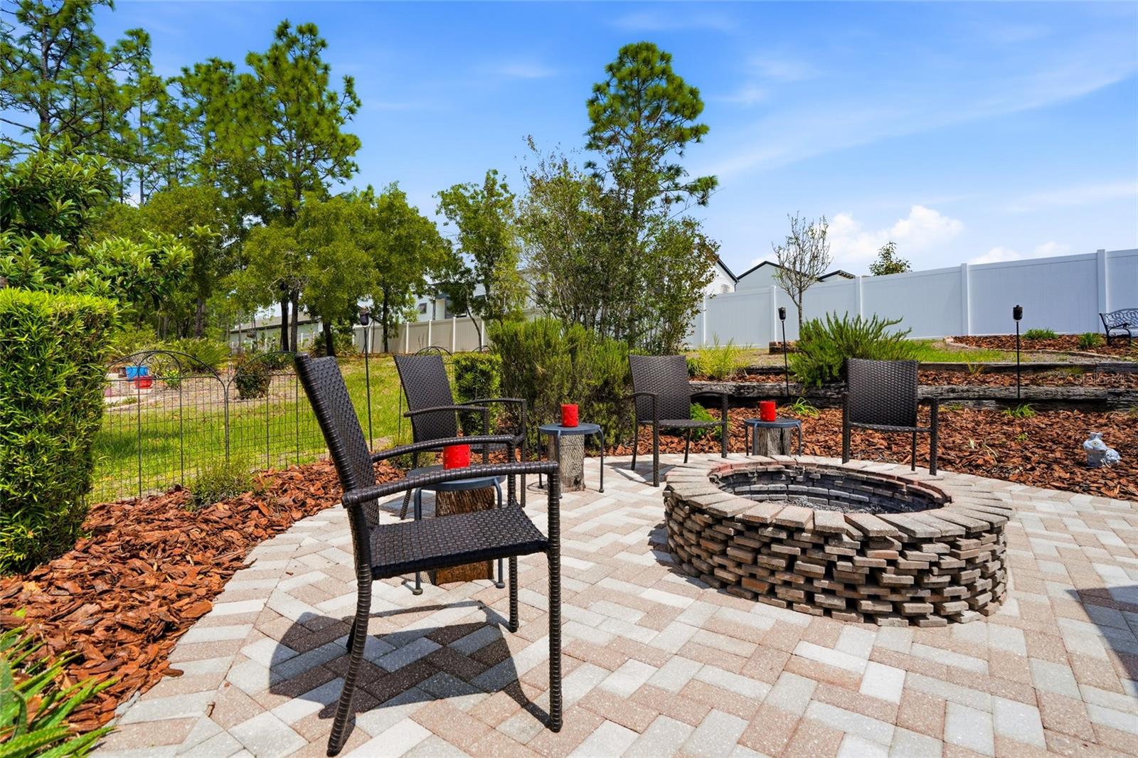 Image 42 of 95 For 4154 Braemere Drive