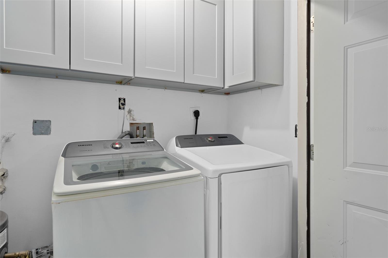 Image 26 of 31 For 4190 Versailles Drive 4190d