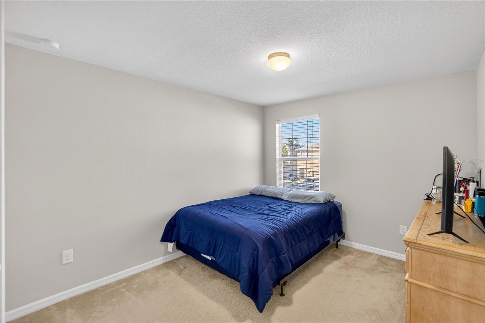 Image 21 of 71 For 11932 Grand Kempston Drive