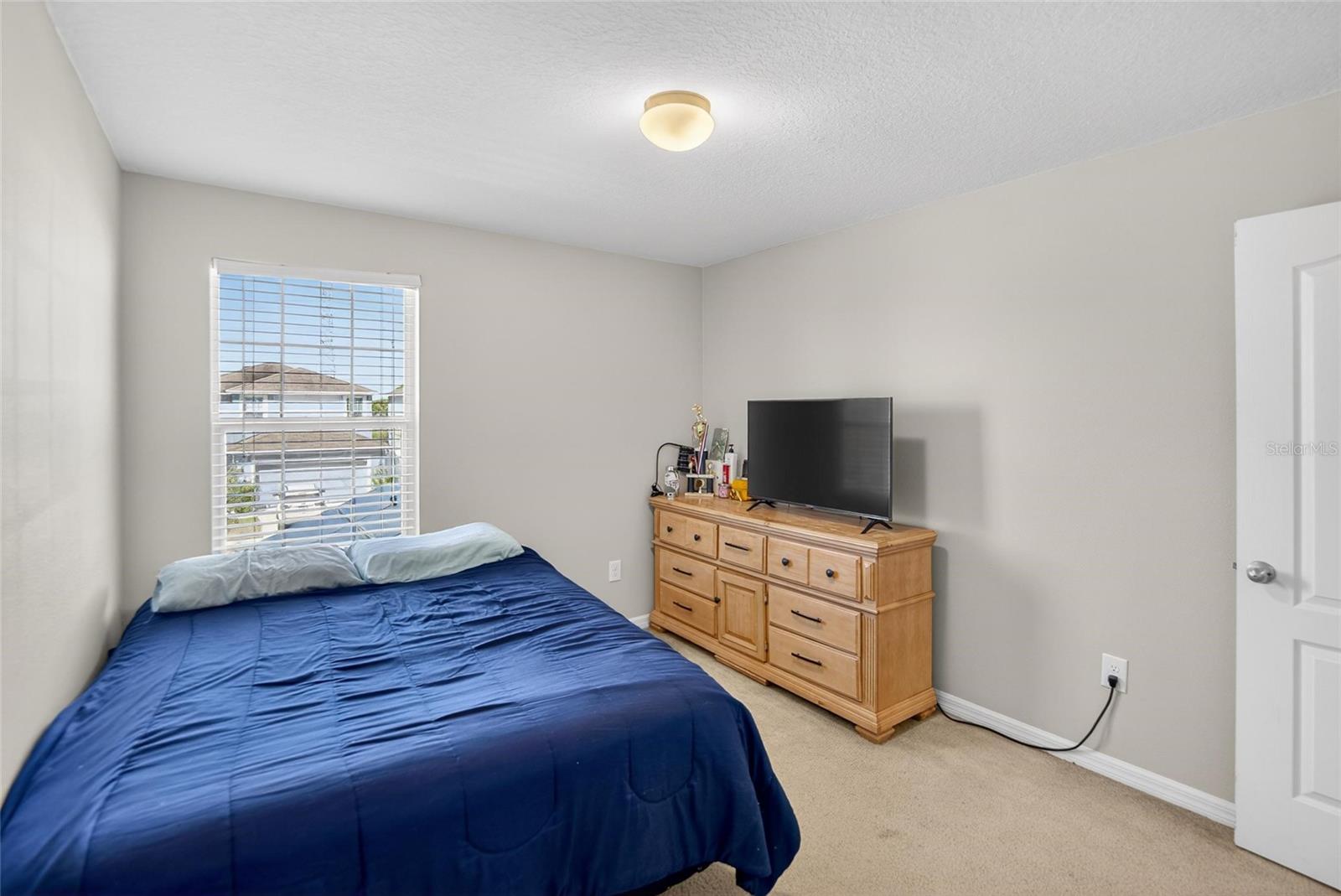 Image 22 of 71 For 11932 Grand Kempston Drive