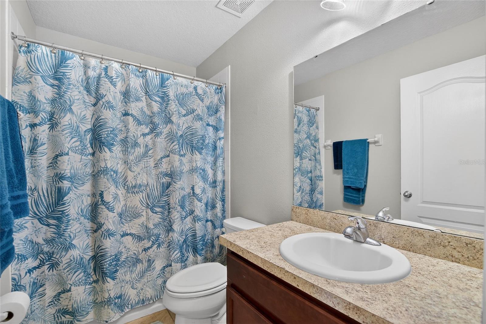 Image 26 of 71 For 11932 Grand Kempston Drive