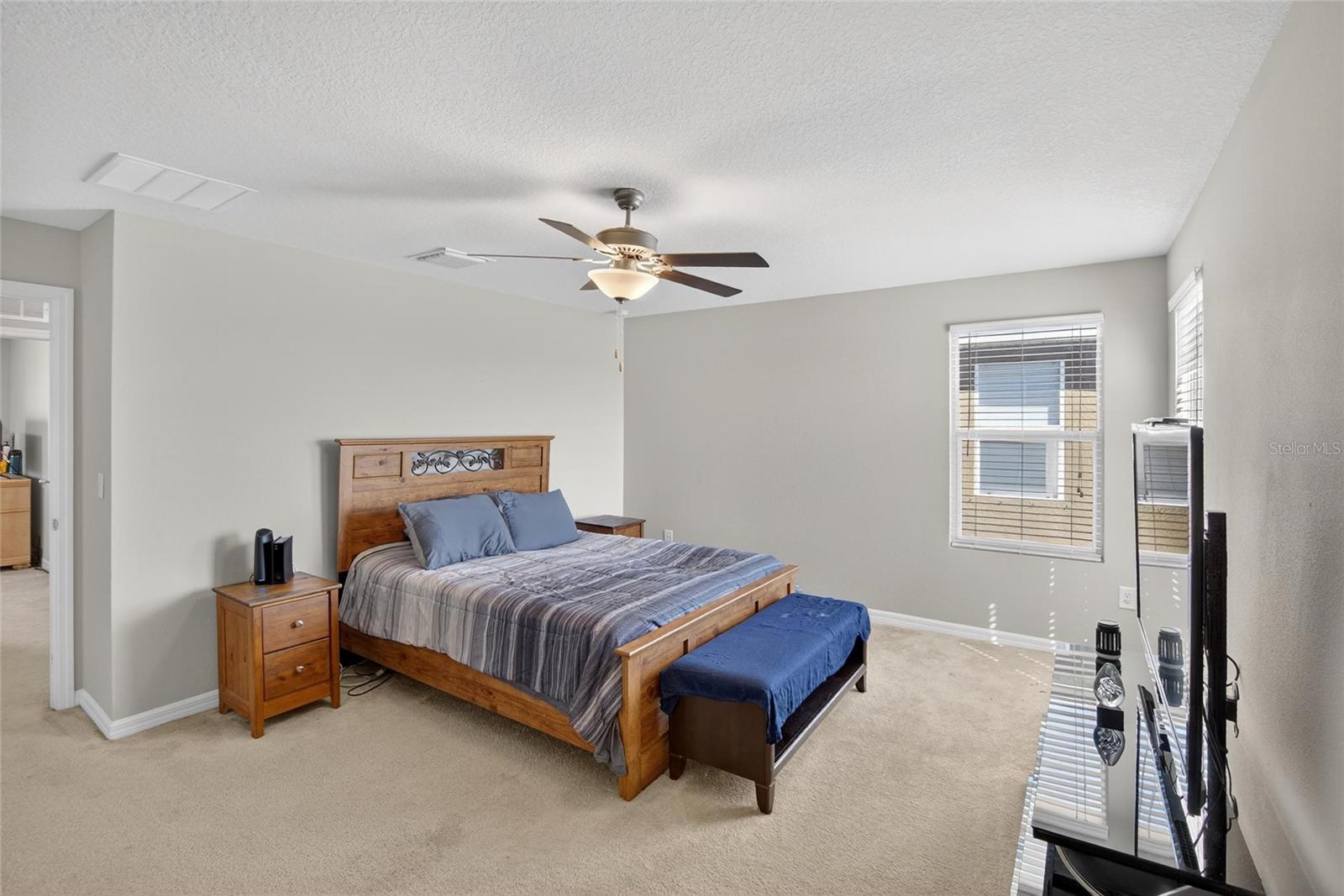 Image 32 of 71 For 11932 Grand Kempston Drive