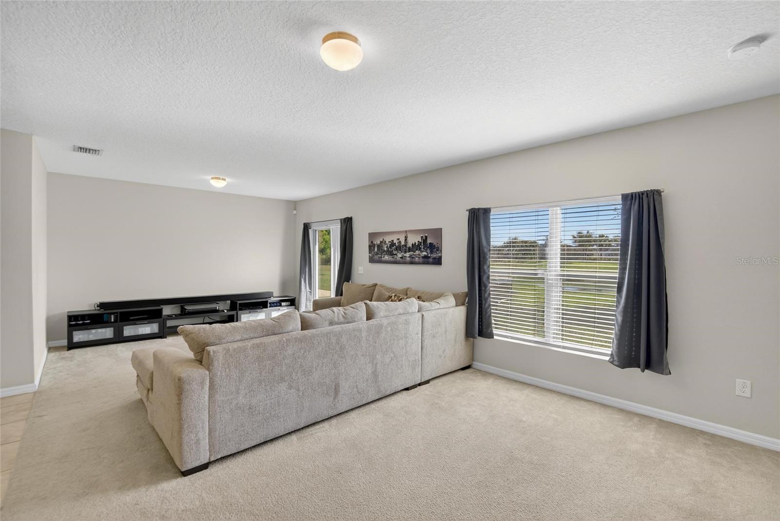 Image 9 of 71 For 11932 Grand Kempston Drive