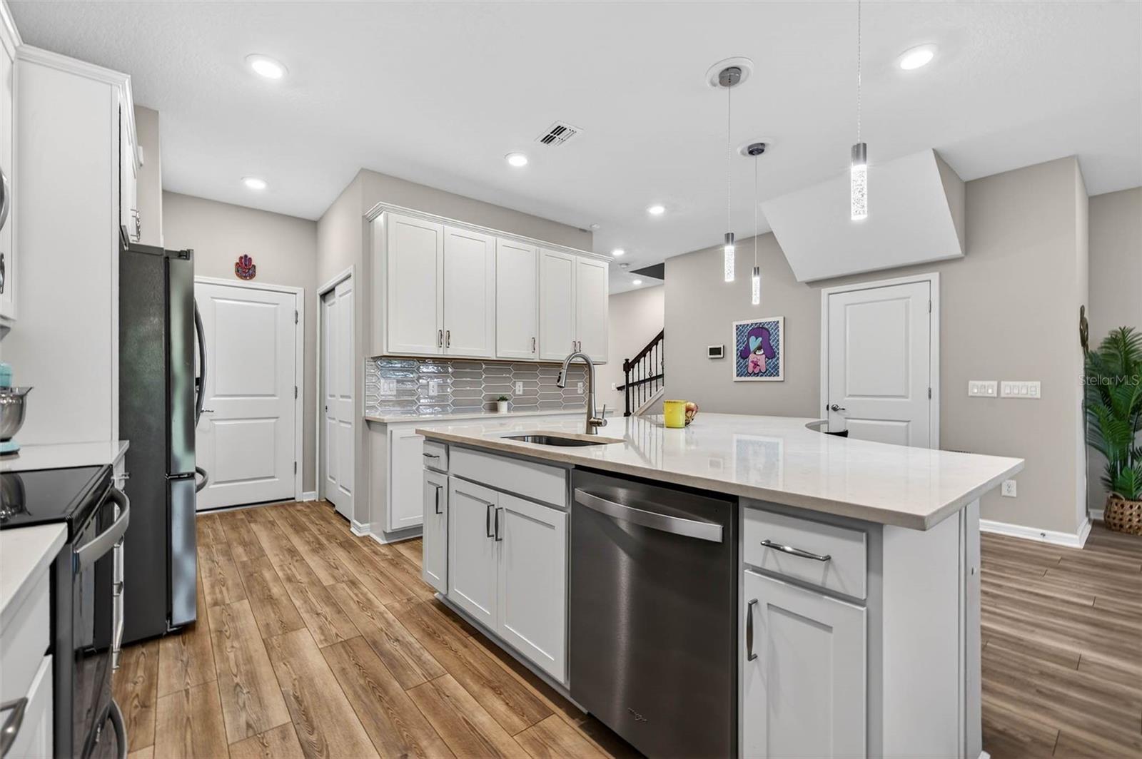 Image 12 of 44 For 339 Sandbar Avenue Ne