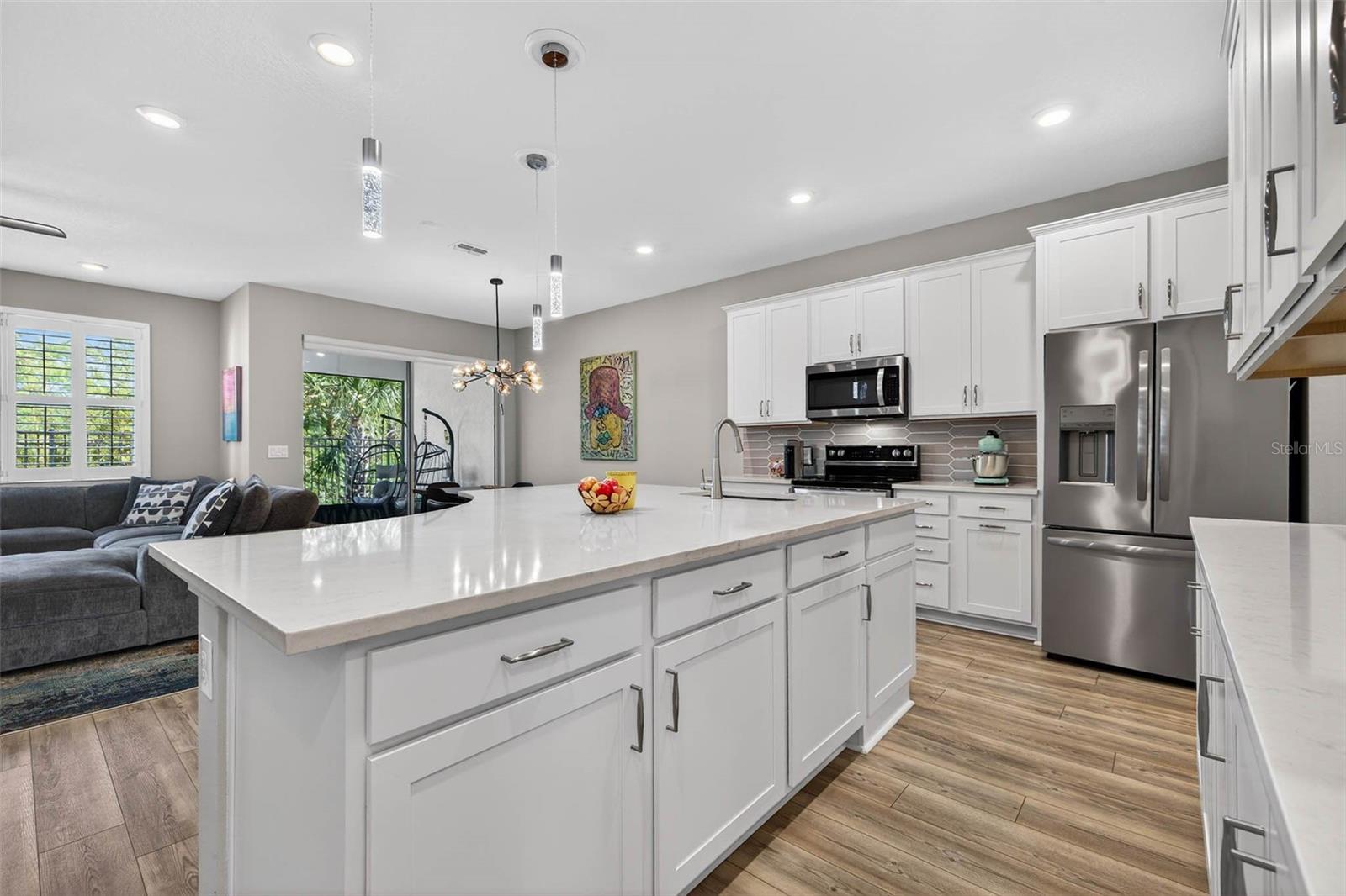 Image 17 of 44 For 339 Sandbar Avenue Ne