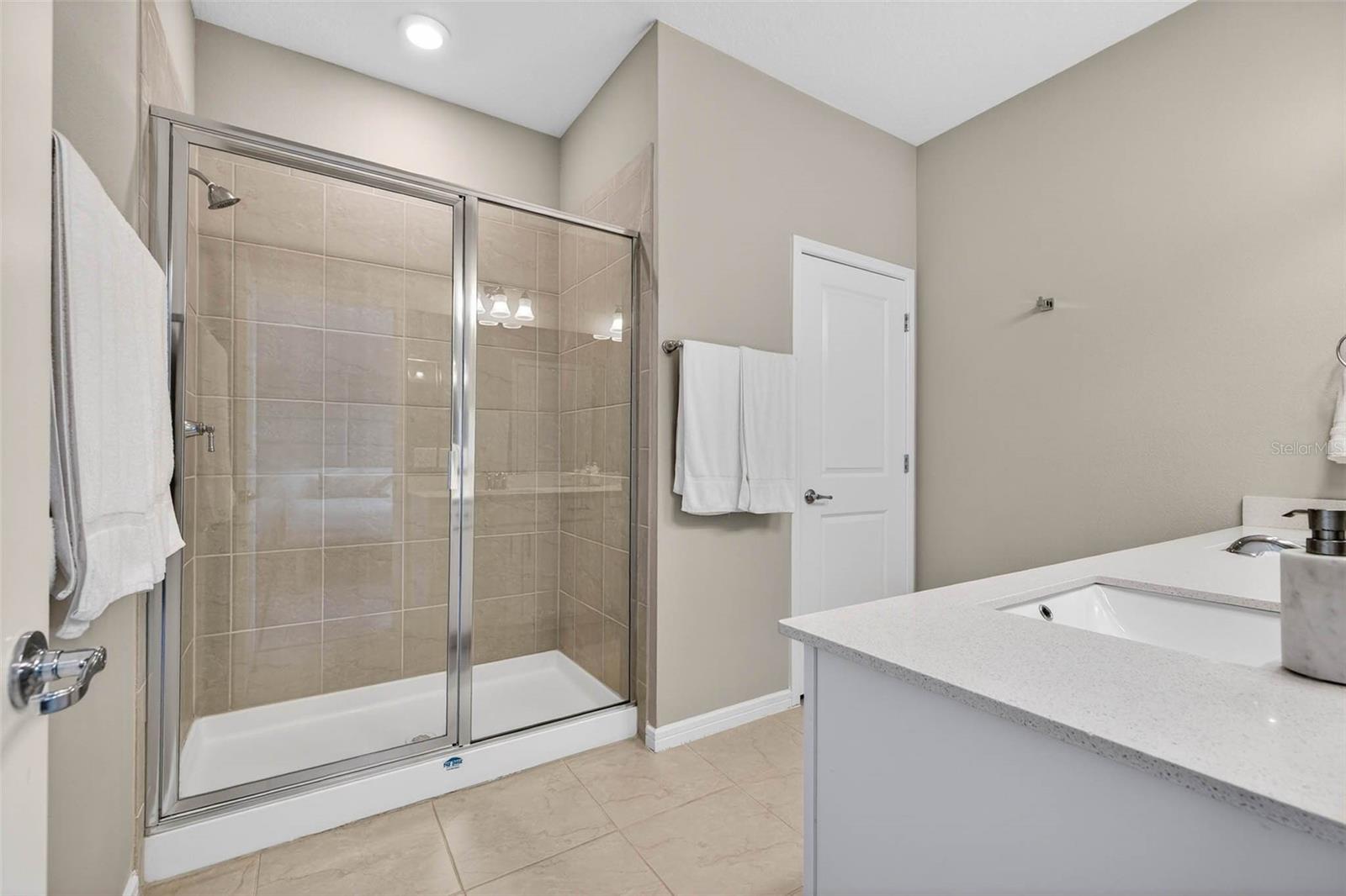 Image 25 of 44 For 339 Sandbar Avenue Ne