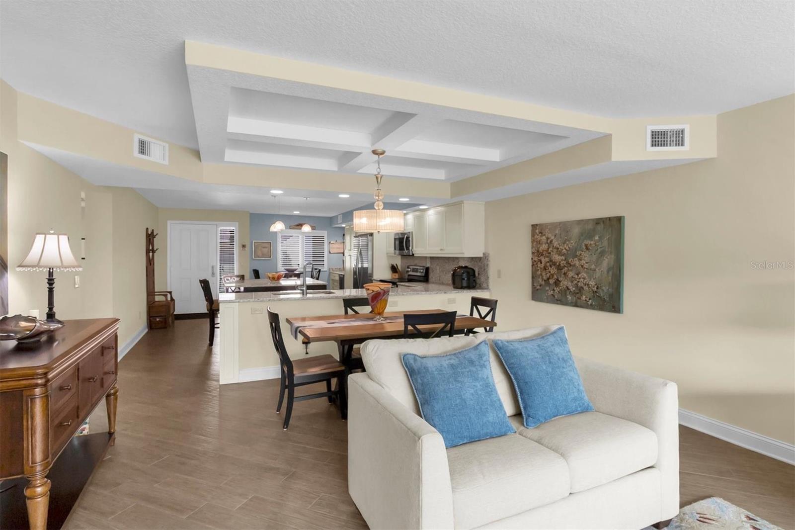 Image 13 of 41 For 8101 Bardmoor Place 104h