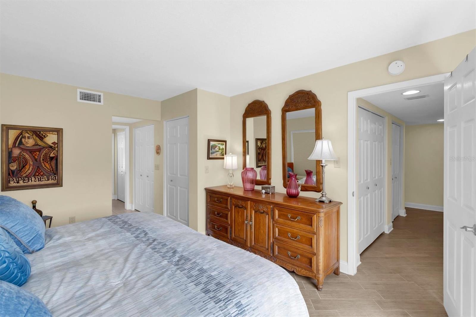 Image 16 of 41 For 8101 Bardmoor Place 104h