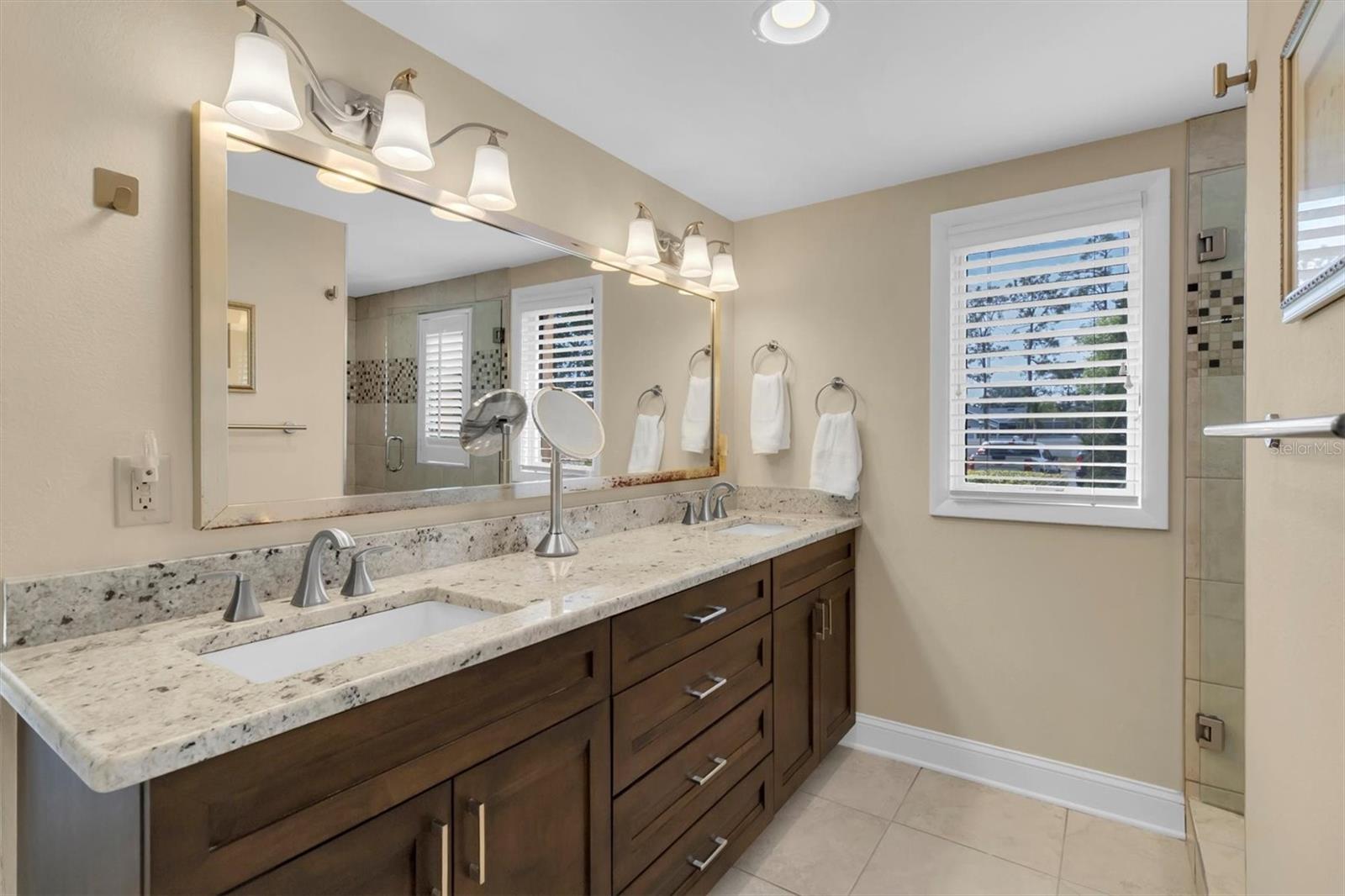 Image 18 of 41 For 8101 Bardmoor Place 104h