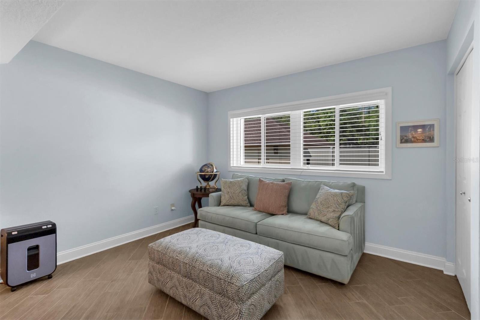 Image 22 of 41 For 8101 Bardmoor Place 104h