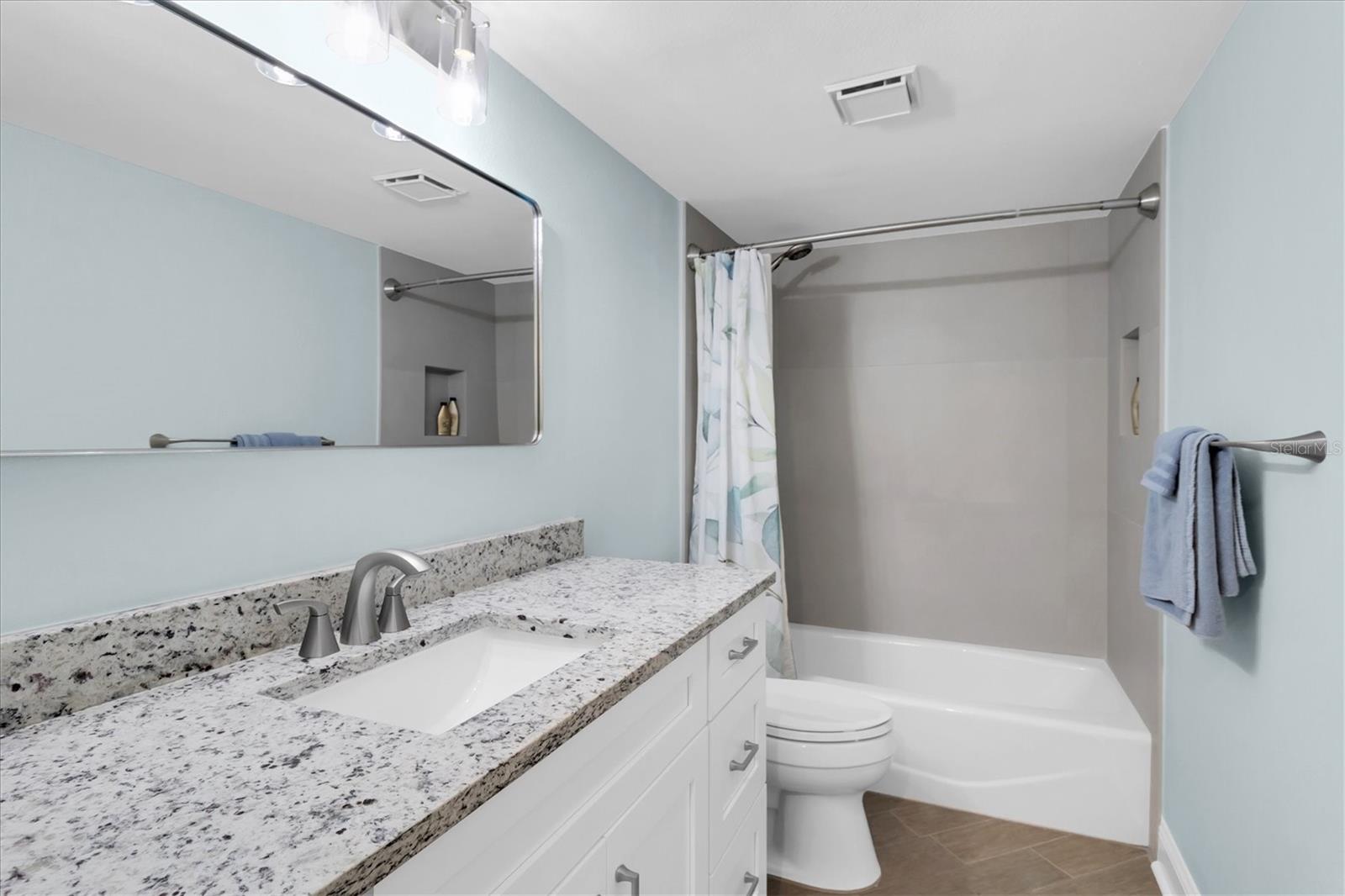 Image 23 of 41 For 8101 Bardmoor Place 104h