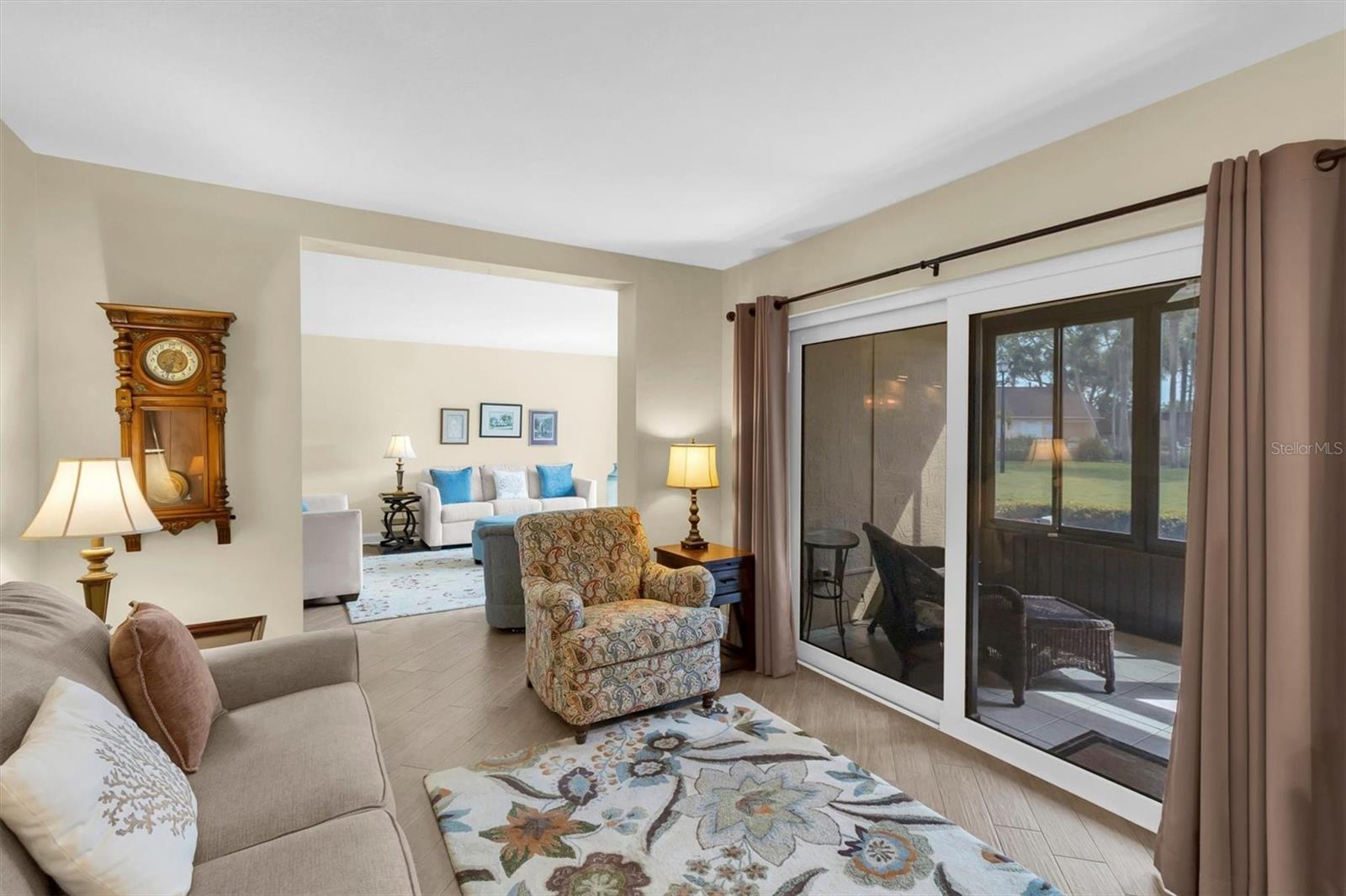 Image 24 of 41 For 8101 Bardmoor Place 104h