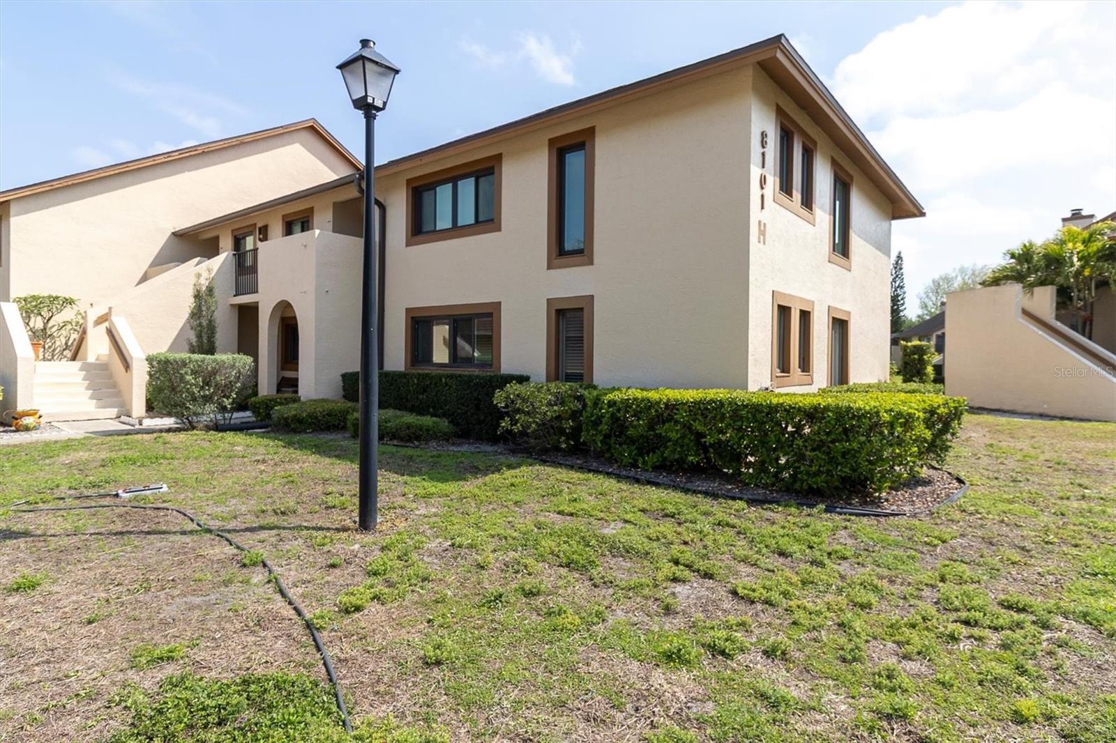 Image 31 of 41 For 8101 Bardmoor Place 104h