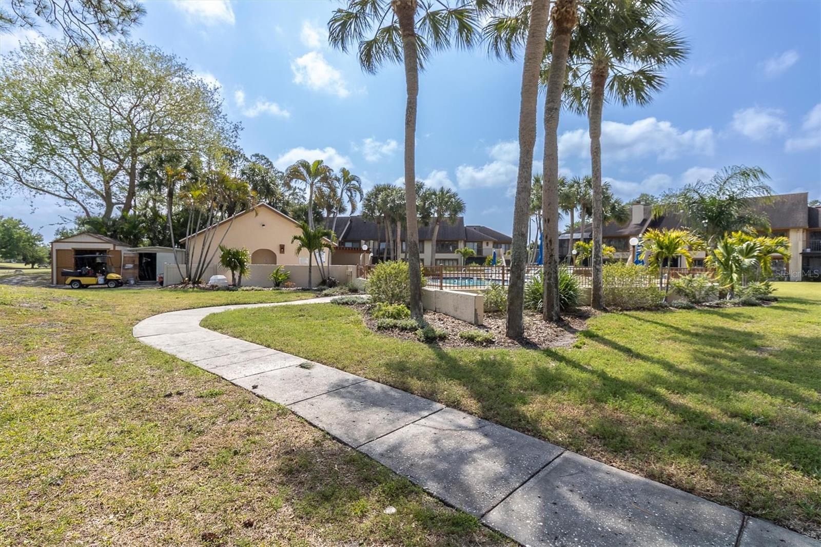 Image 35 of 41 For 8101 Bardmoor Place 104h