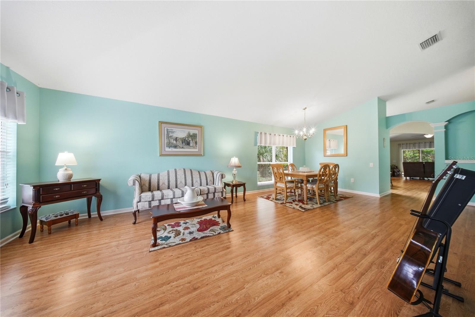 Image 3 of 57 For 5856 Count Turf Lane