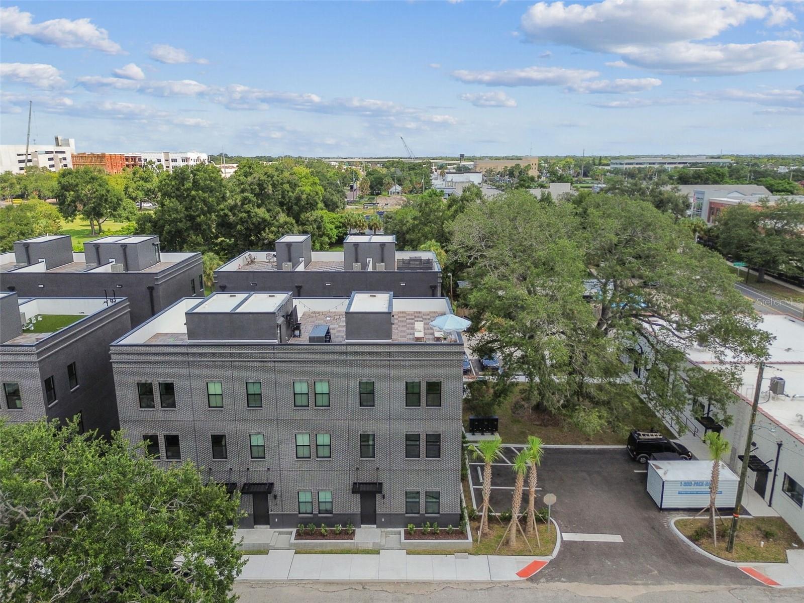 Image 71 of 93 For 1218 Kay Street 16