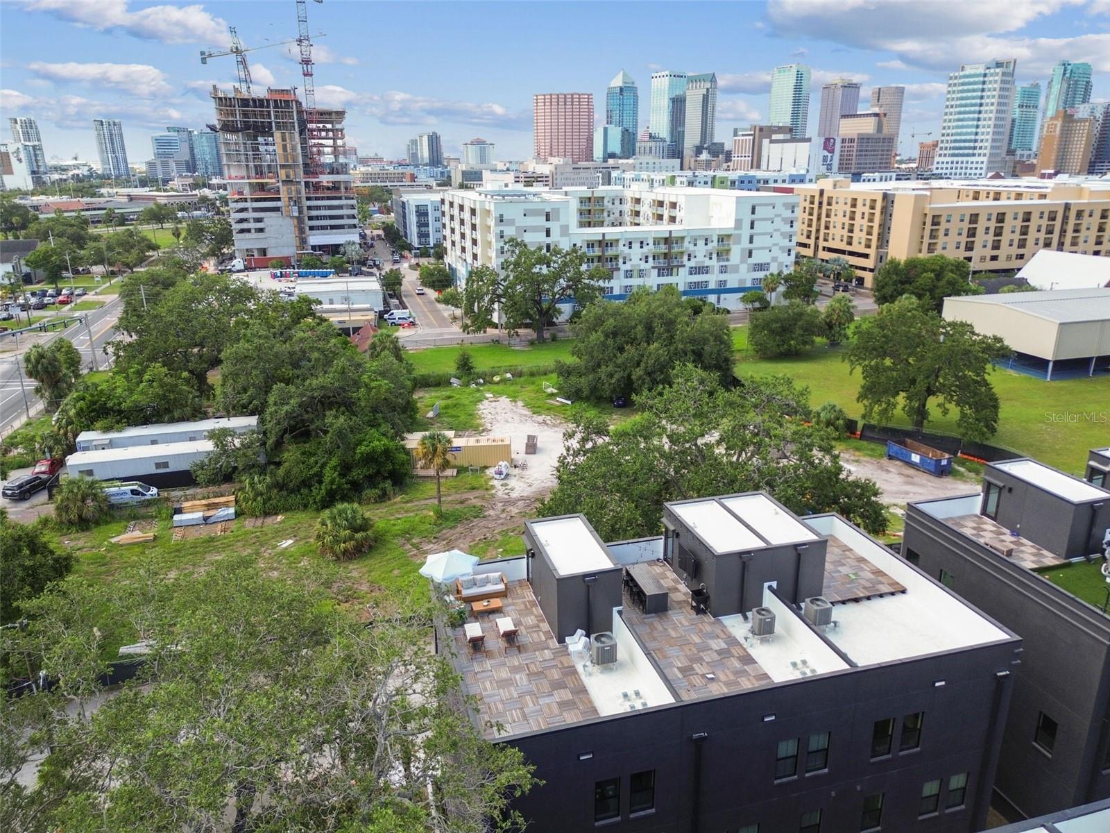 Image 81 of 93 For 1218 Kay Street 16