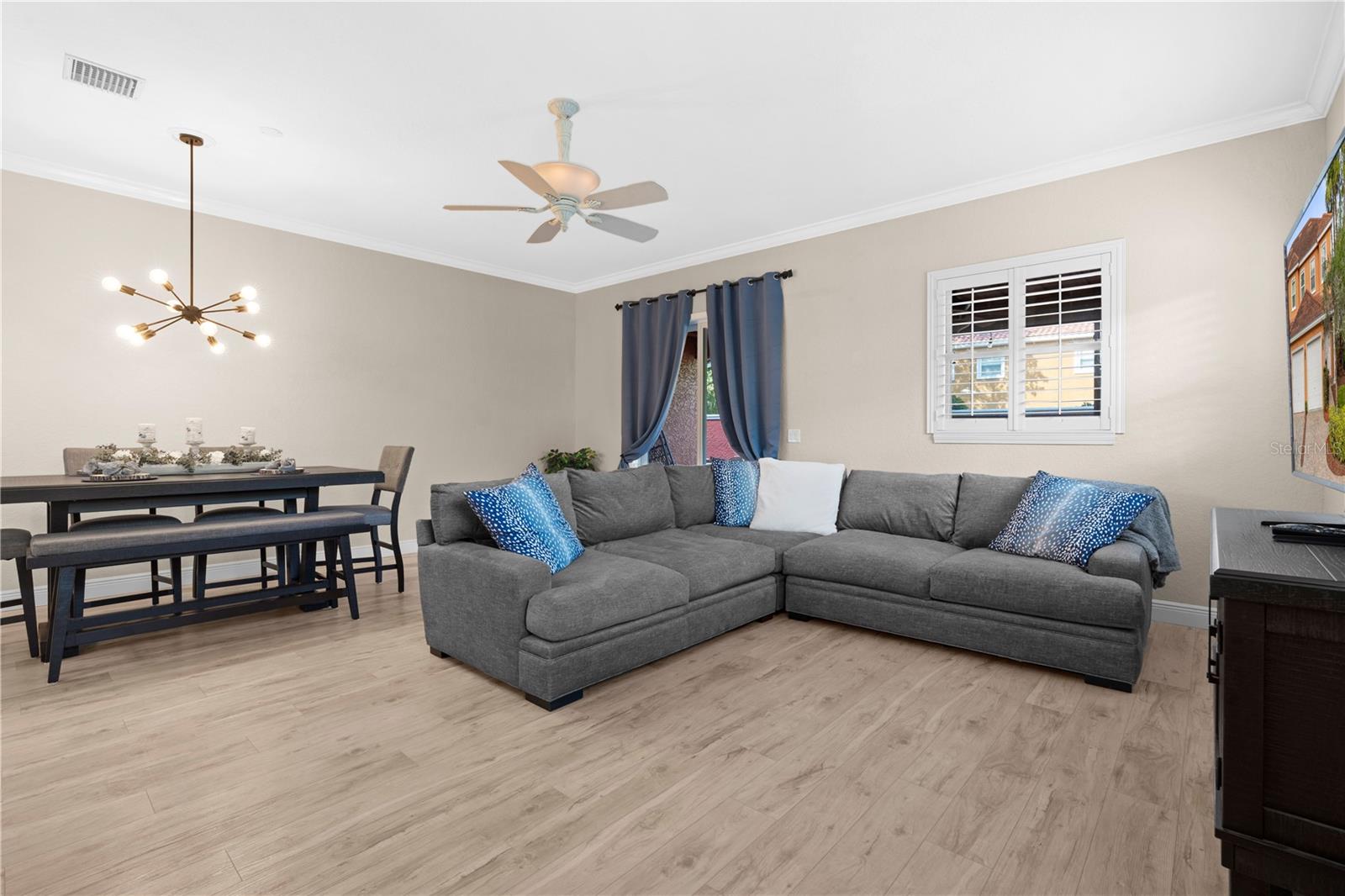 Image 14 of 49 For 2353 Max Court