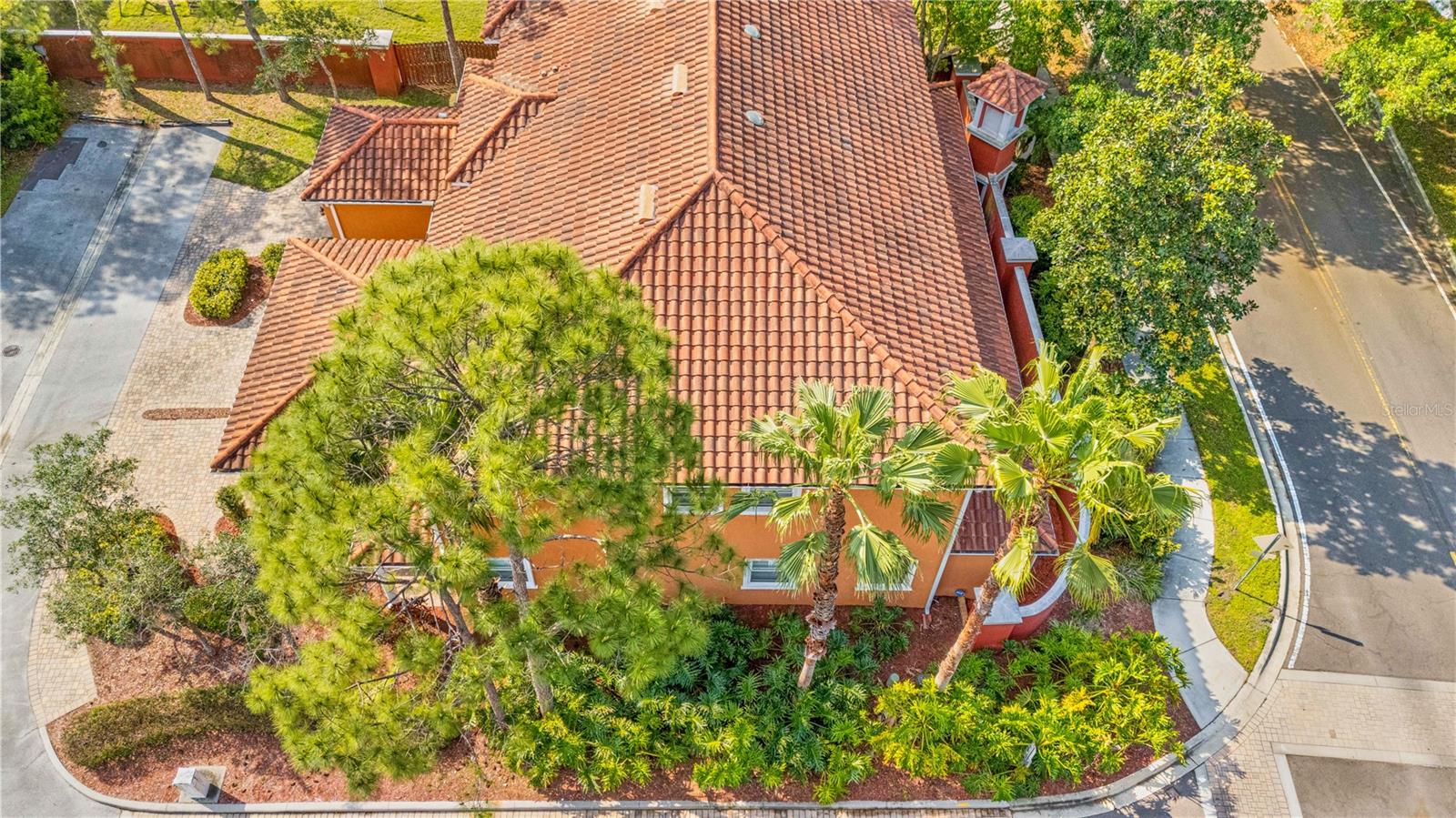 Image 44 of 49 For 2353 Max Court