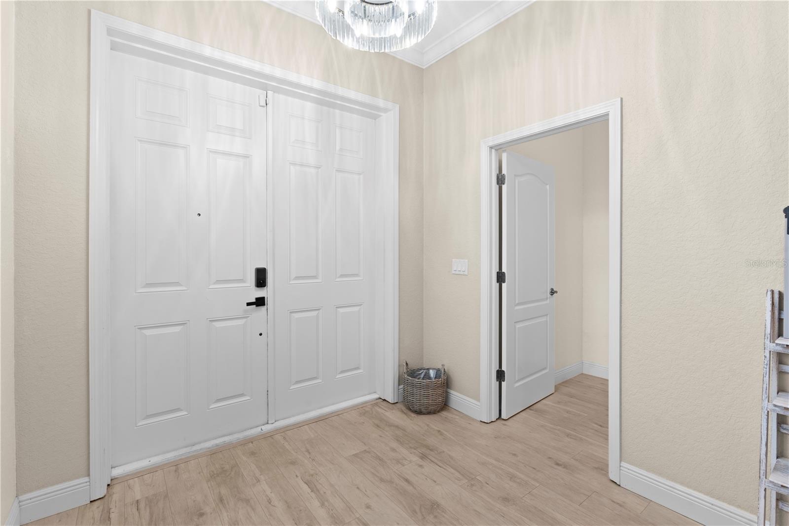 Image 5 of 49 For 2353 Max Court