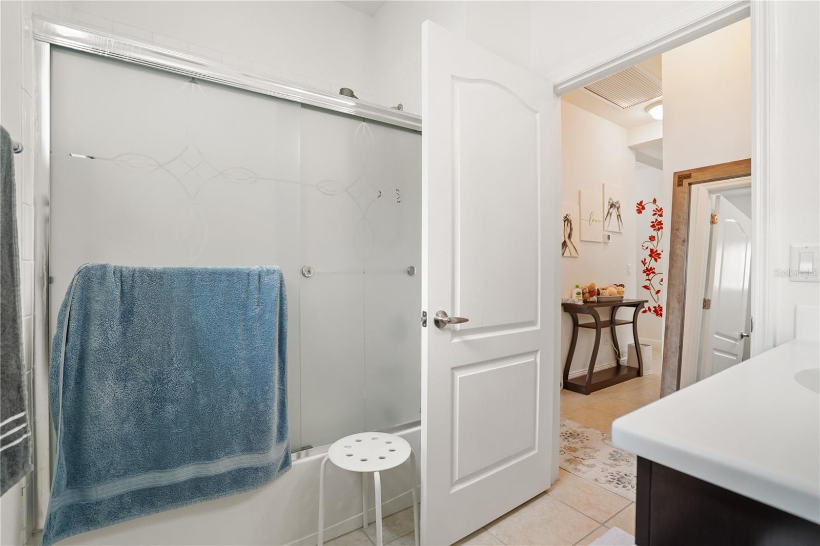 Image 12 of 49 For 3512 Woodmont Drive