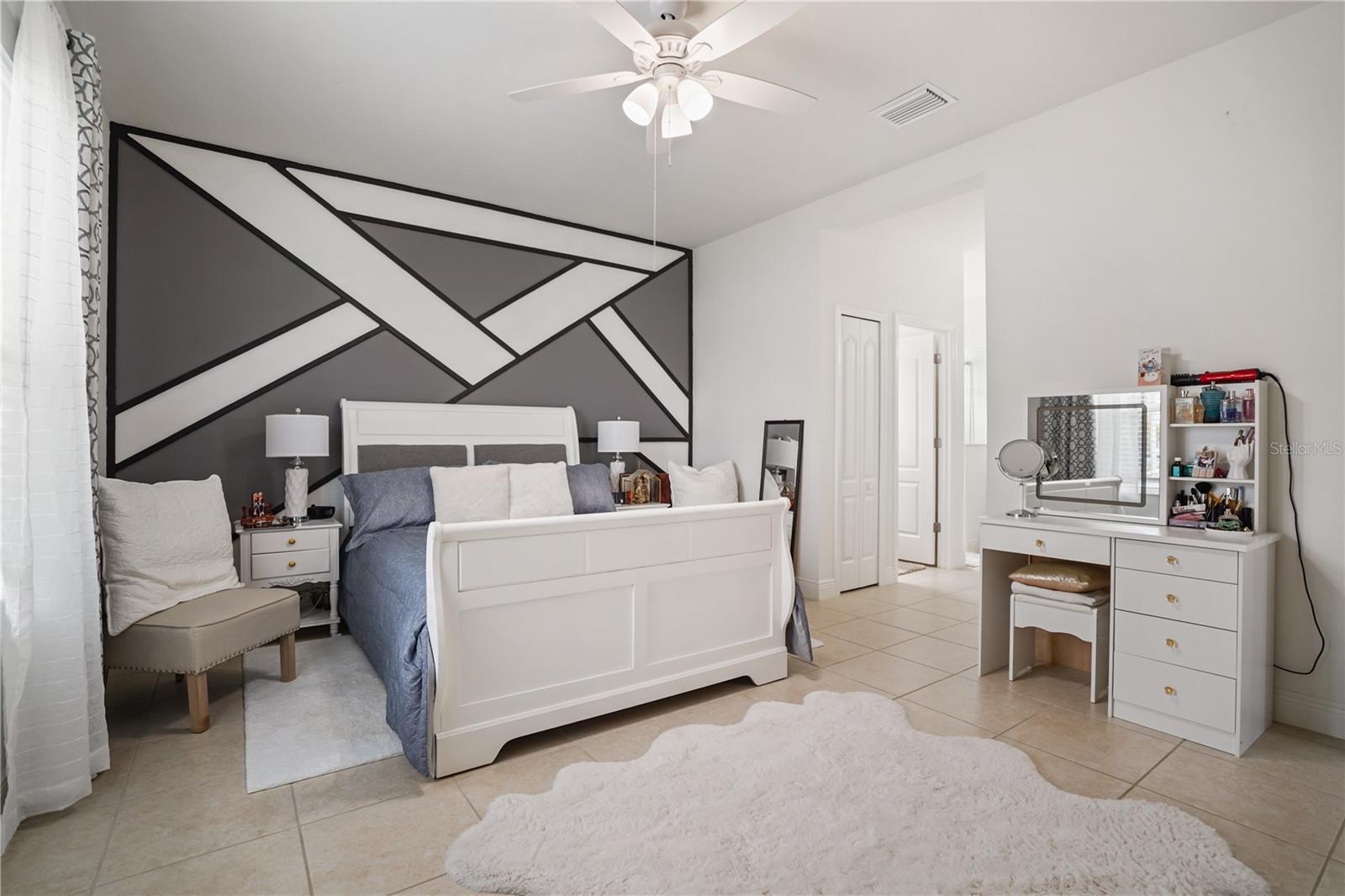 Image 25 of 49 For 3512 Woodmont Drive