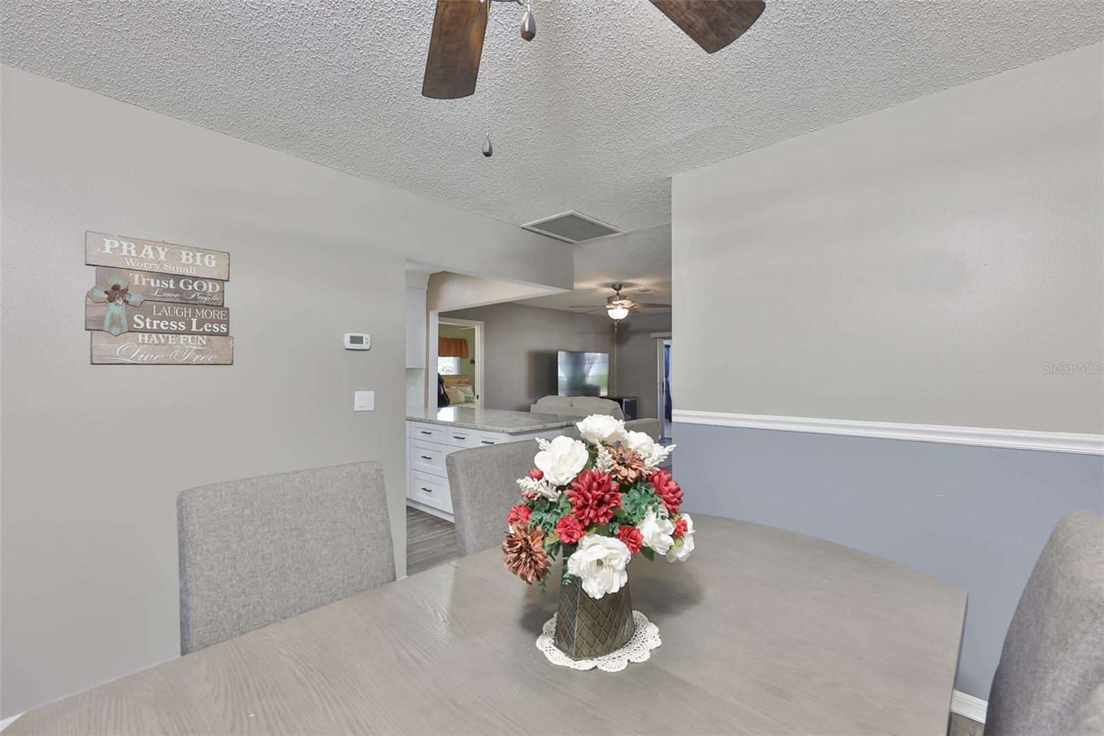 Image 14 of 54 For 123 Wintersong Lane