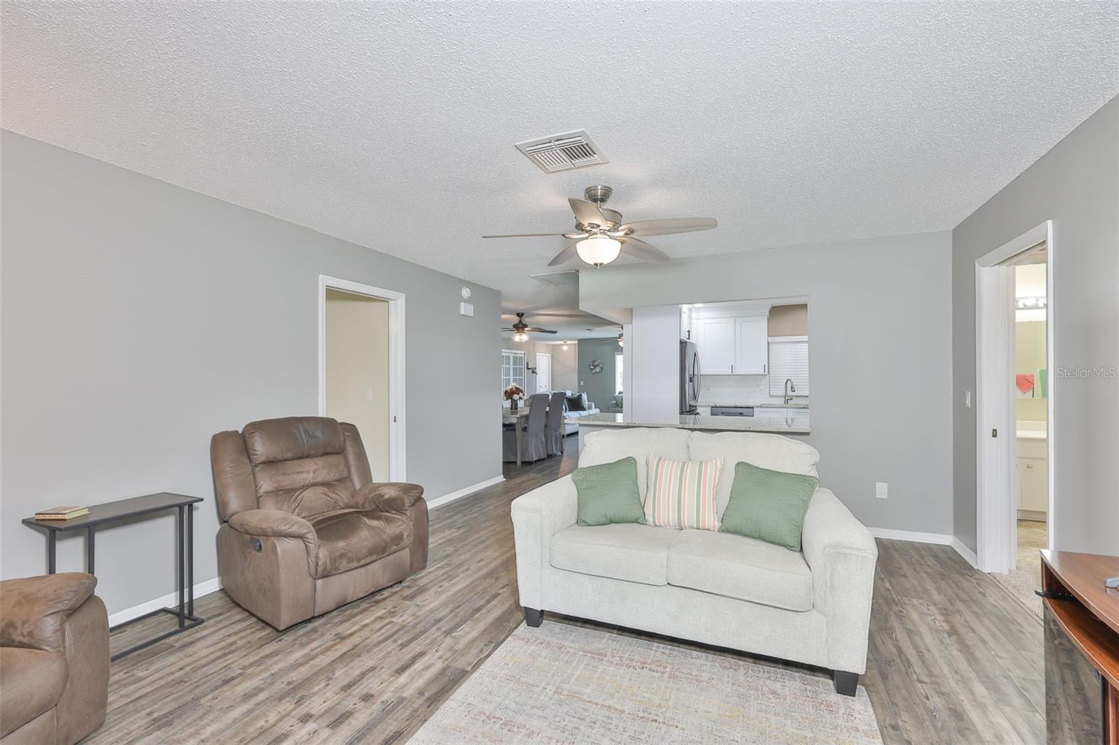 Image 15 of 54 For 123 Wintersong Lane