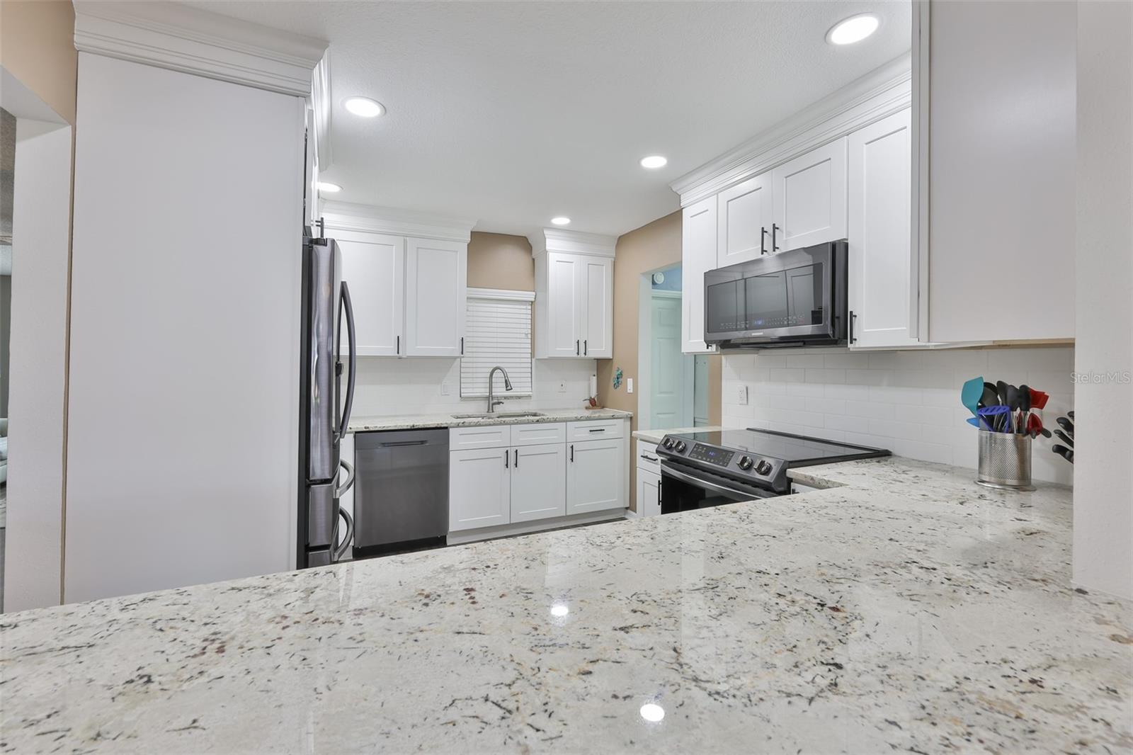 Image 17 of 54 For 123 Wintersong Lane