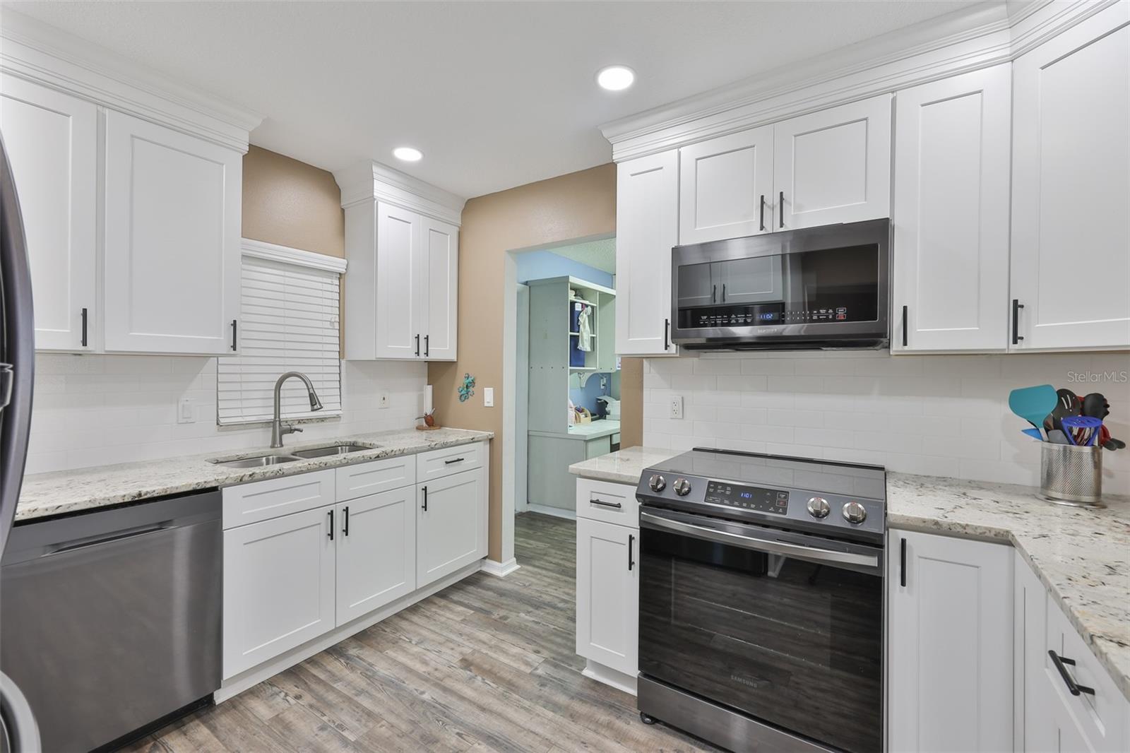 Image 19 of 54 For 123 Wintersong Lane