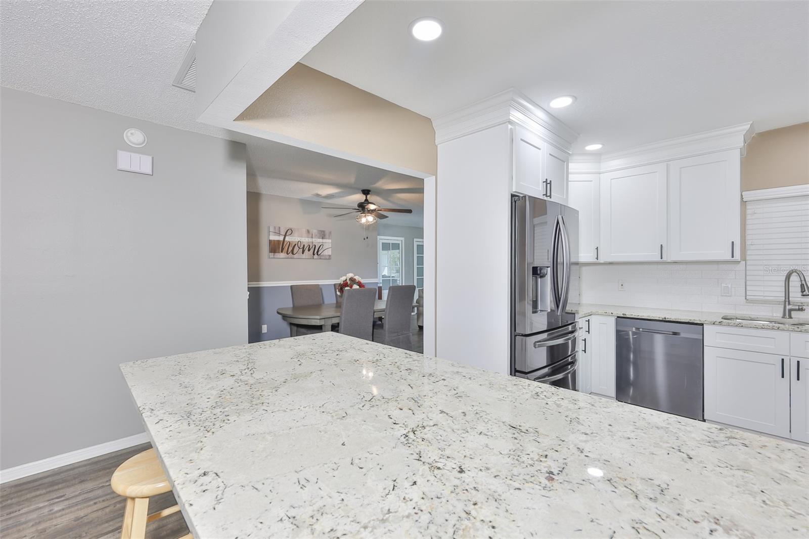 Image 20 of 54 For 123 Wintersong Lane