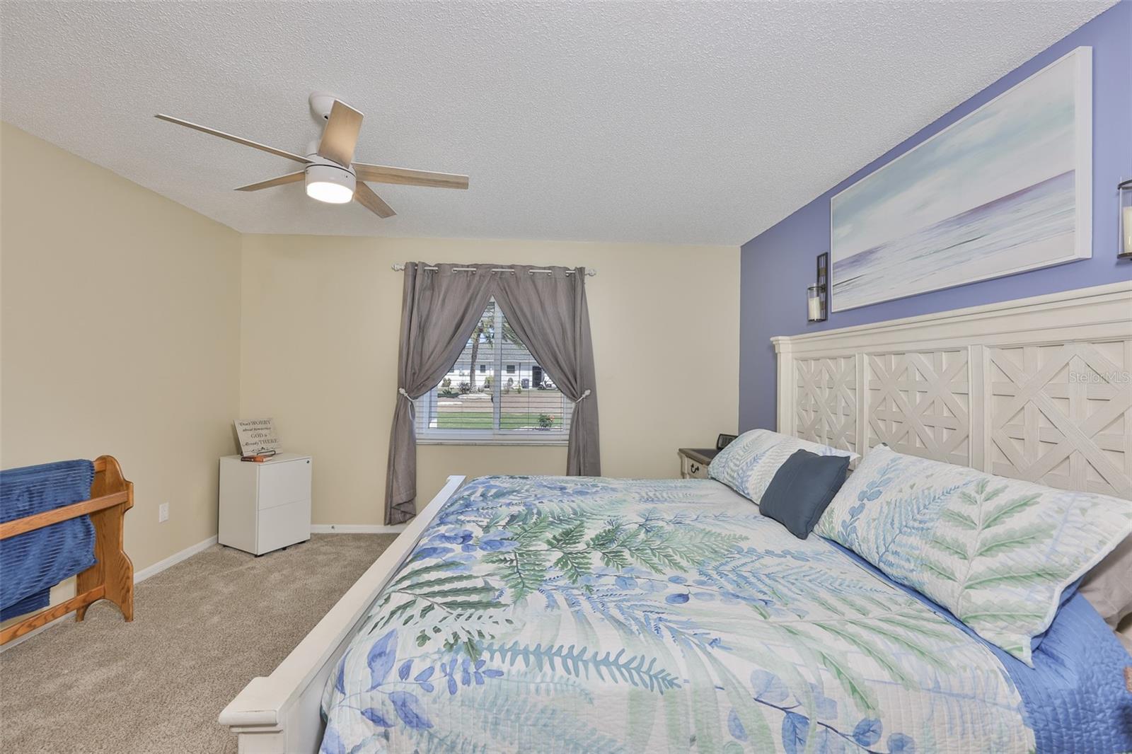 Image 24 of 54 For 123 Wintersong Lane