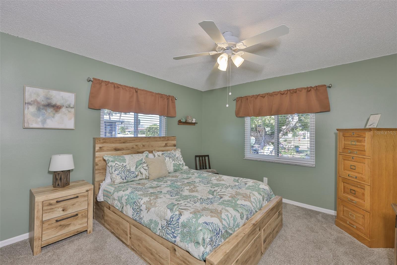 Image 28 of 54 For 123 Wintersong Lane