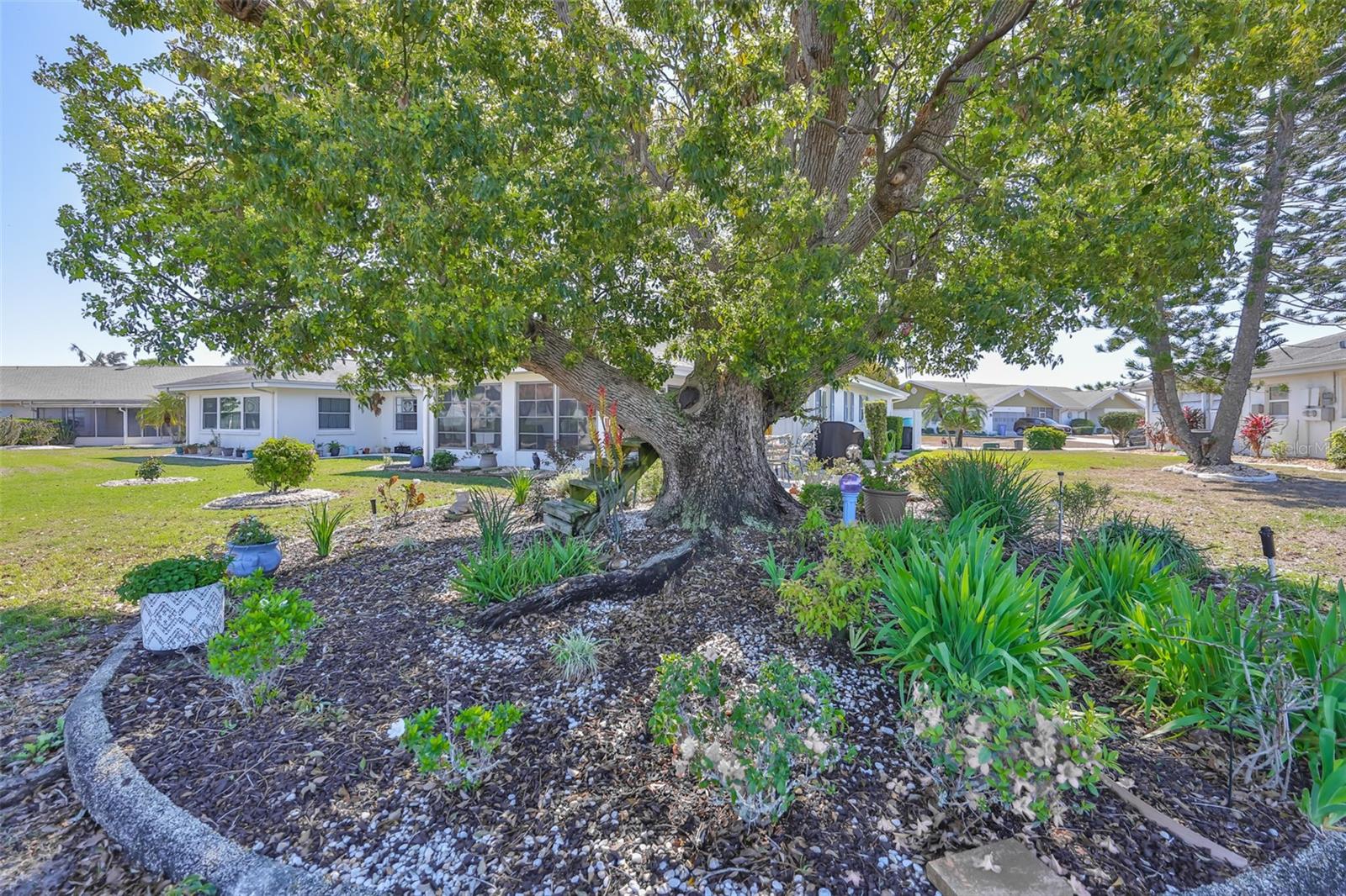 Image 42 of 54 For 123 Wintersong Lane